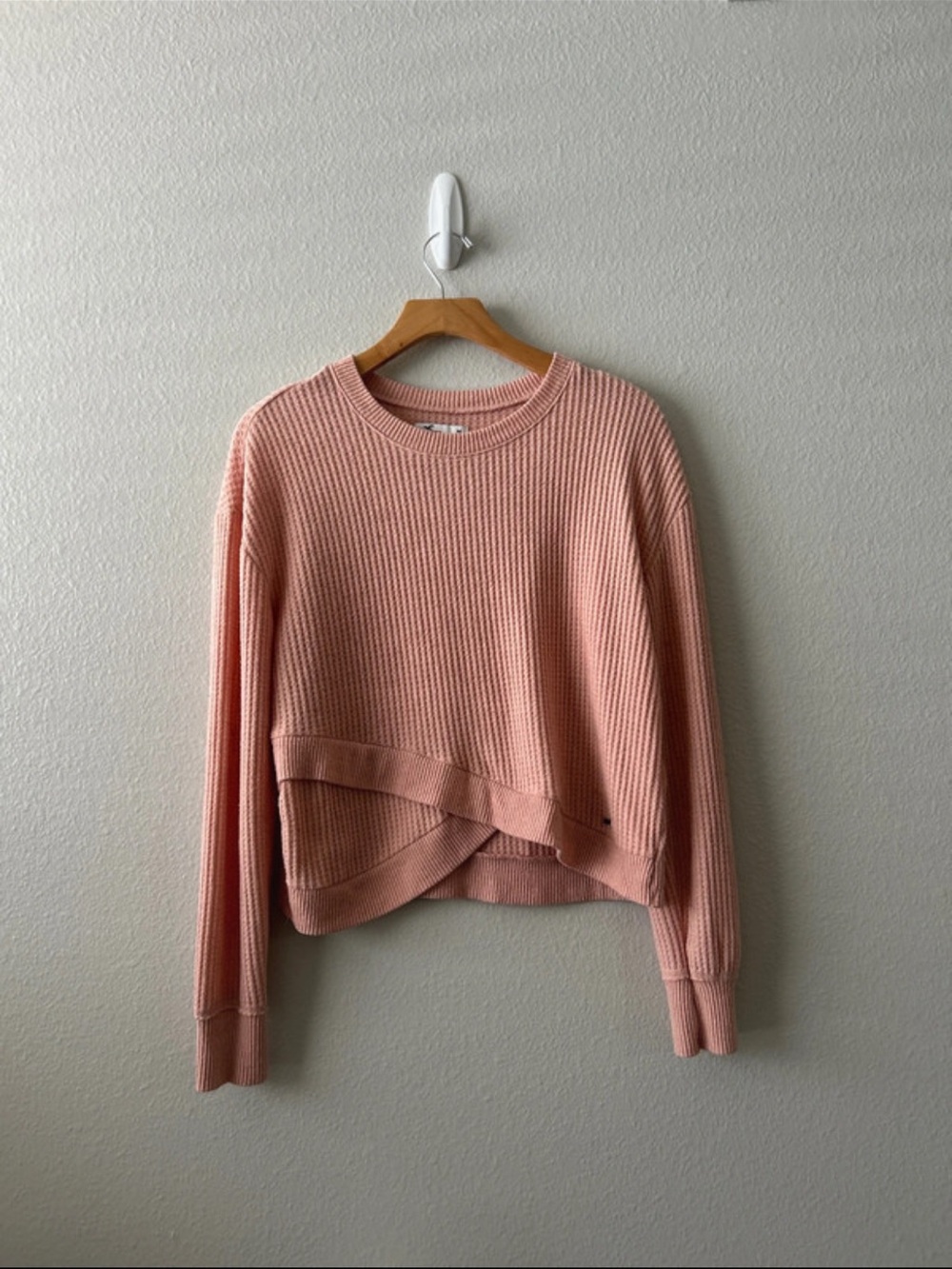 Hollister Soft Pink Crewneck Women's long sleeve top